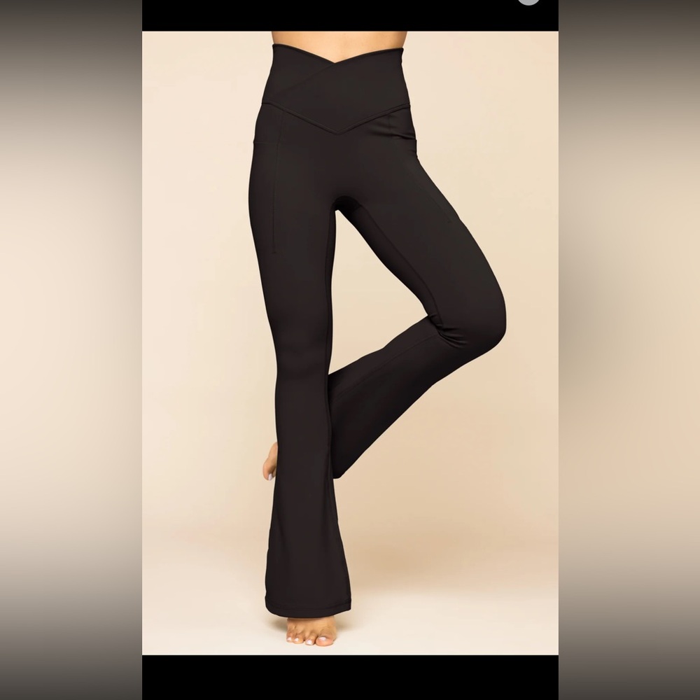 POPFLEX Crisscross hourglass Flared Leggings with Pockets (petite length 29”)
